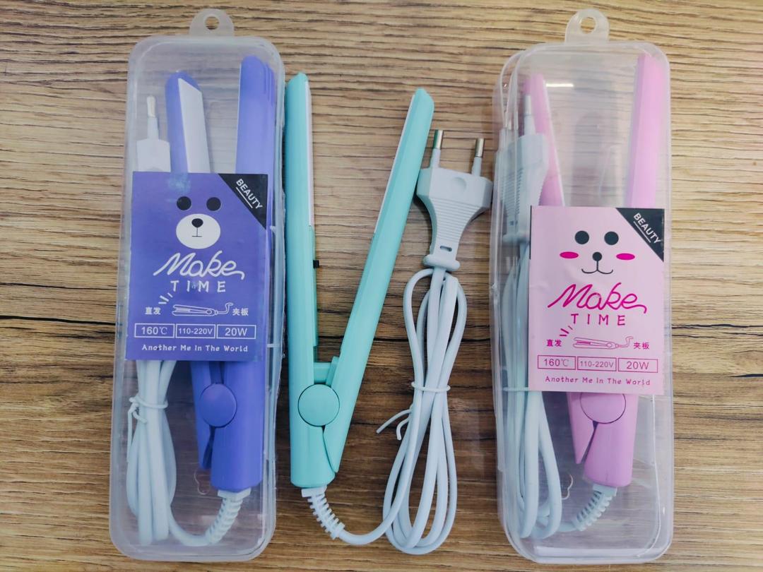 Lightweight and Portable Mini Weight Straightener