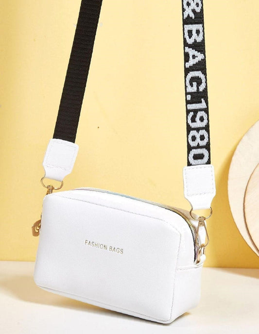 Chic White PU Leather Crossbody Bag for Girls 🤍